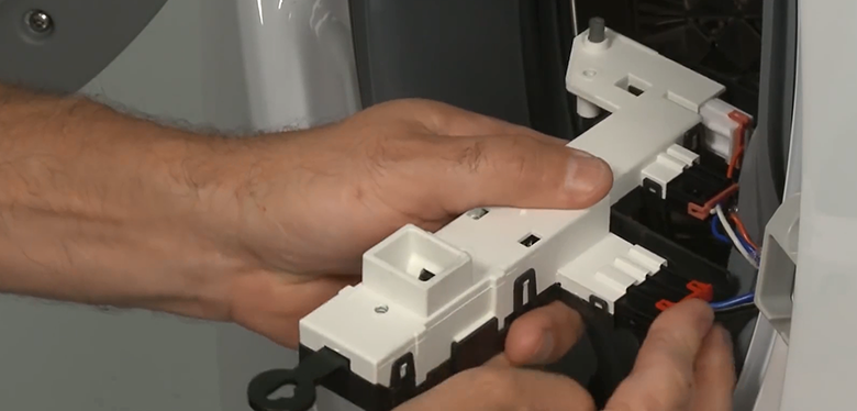 Máy giặt LG báo lỗi DE2