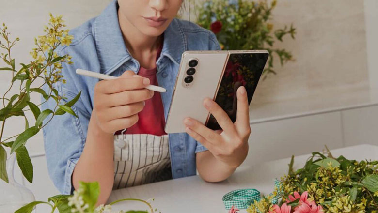 Điện thoại Samsung Galaxy Z Fold5 12GB/256GB Kem Ivory - Bút S Pen độc quyền cho Fold