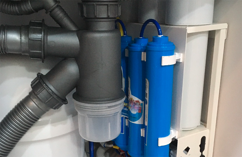 Máy lọc nước có bọt khí đến từ bị e khí