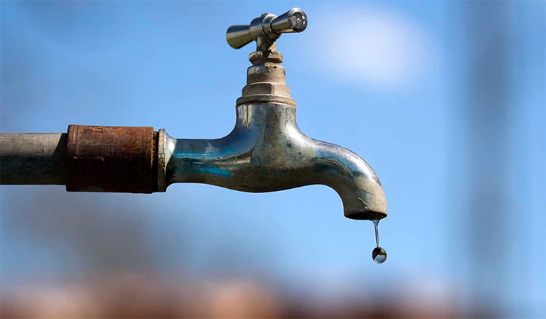 Máy lọc nước có bọt khí bị gián đoạn nước đầu vào