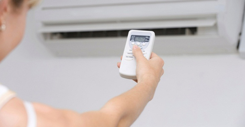 Màn hình Remote máy lạnh bị đen dấu hiệu nhận biết