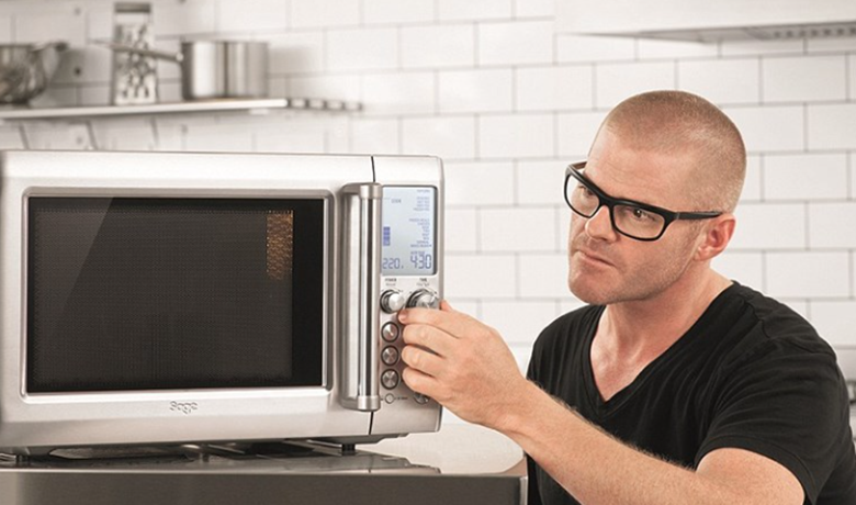 Lò vi sóng bị nổ cầu chì 5