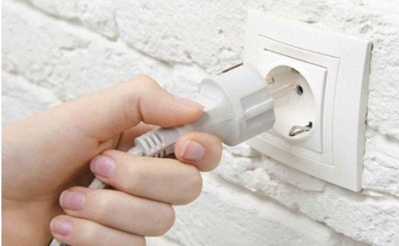 Lò vi sóng bị nổ cầu chì 7