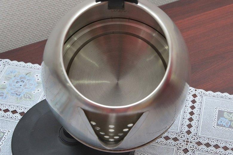 Ấm siêu tốc Kangaroo KGWK18I2 - Sử dụng chất liệu inox 304 cao cấp 