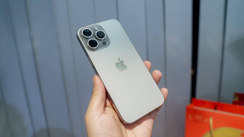 Thời lượng PIN ấn tượng -Điện thoại Apple iPhone 16 Pro 512GB MYNQ3VN/A Natural Titanium