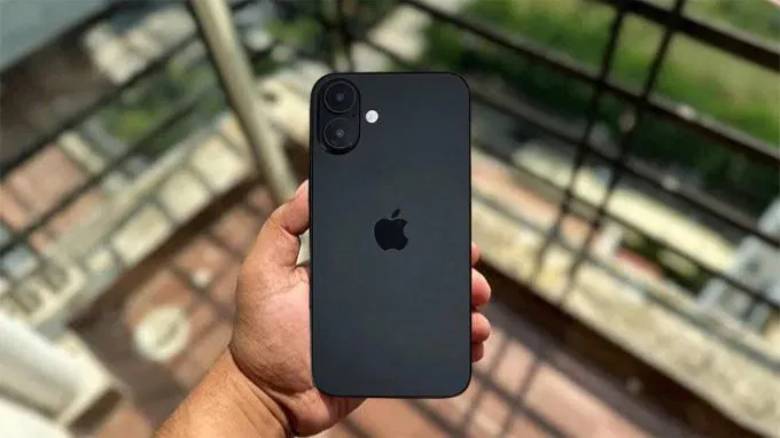 Thiết kế bền bỉ - Điện thoại Apple iPhone 16 256GB MYEE3VN/A Black
