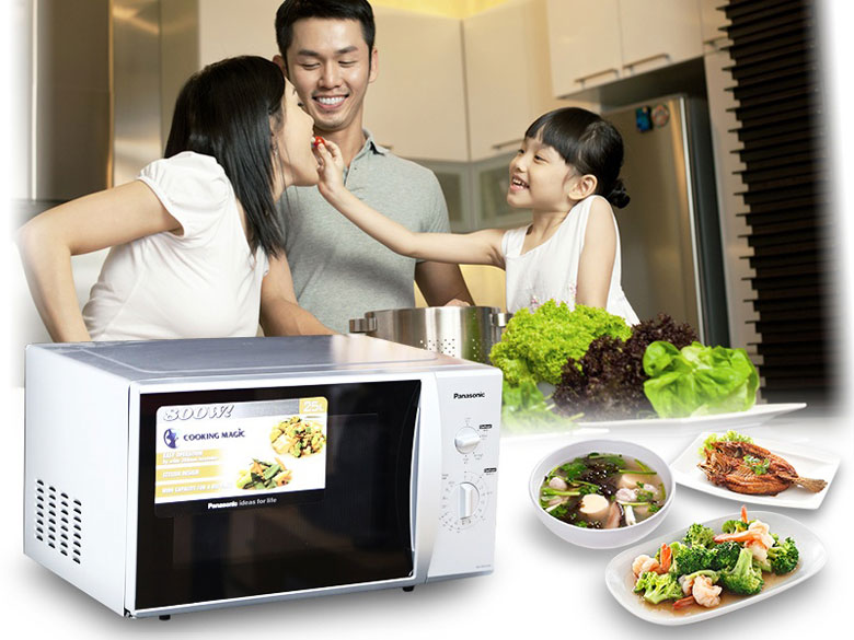 Nên mua lò vi sóng hay nồi chiên không dầu - Nhắc đến lò vi sóng