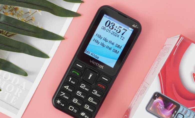 Điện thoại Viettel T2 4G Black - hiển thị rõ nét\