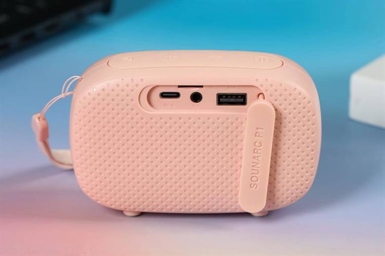 Cổng kết nối đa dạng - Loa kháng nước IPX4 SOUNARC P1 Portable Speaker - Pink