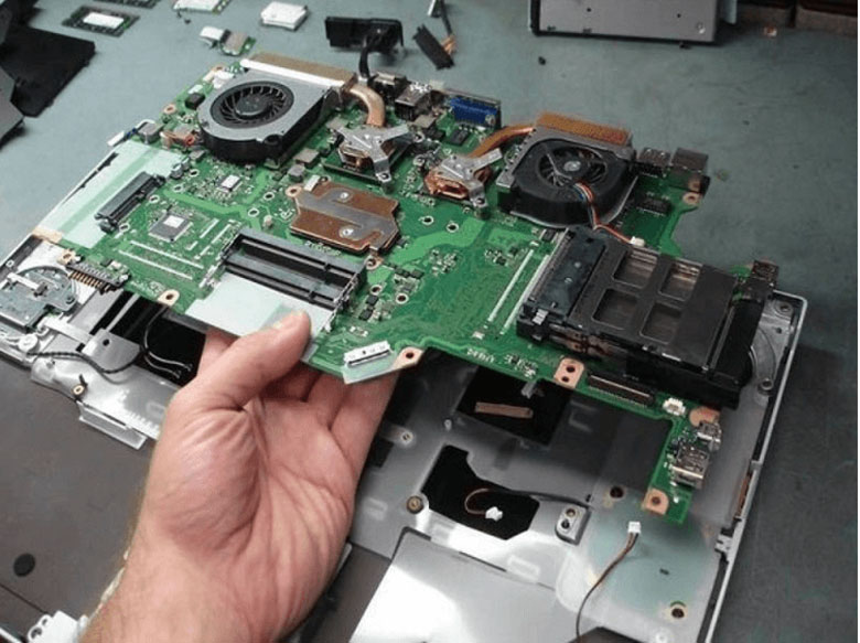 Máy Dell bật không lên do phần cứng