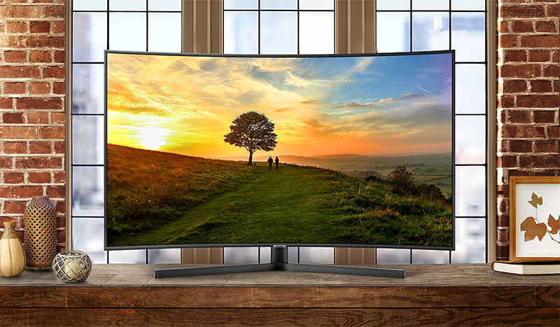 Thiết kế sang trọng với bên ngoài màn hình cong - Smart Tivi Samsung 65NU7500 4K 65 inch 