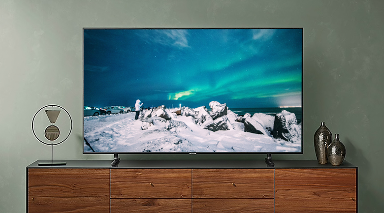 49RU8000 TV Samsung với thiết kế thanh lịch, nhỏ gọn với những căn phòng hẹp không gian không quá rộng
