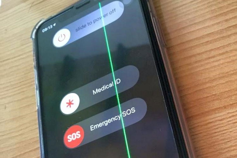 Màn hình điện thoại bị 1 sọc dọc chia sẻ cách sửa