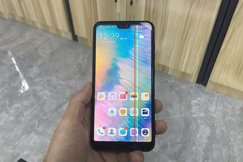 Lỗi màn hình điện thoại bị loang màu