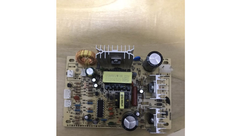 Cây nước nóng lạnh Kangaroo không ra nước nóng do lỗi bo mạch