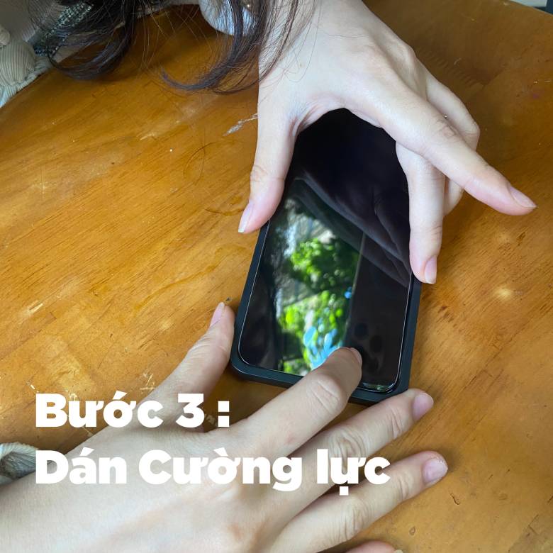  Kính cường lực PISEN Eguard iPhone 16 pLUS- bước 3