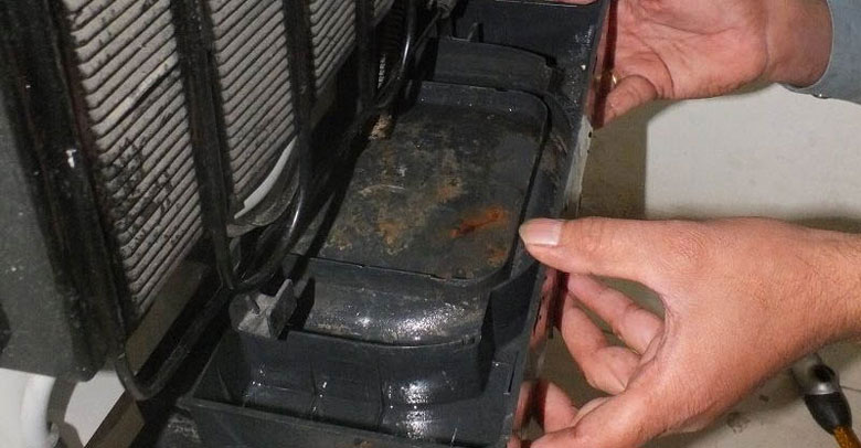 Khay nước sau tủ lạnh có tác dụng gì? Hãy nên biết