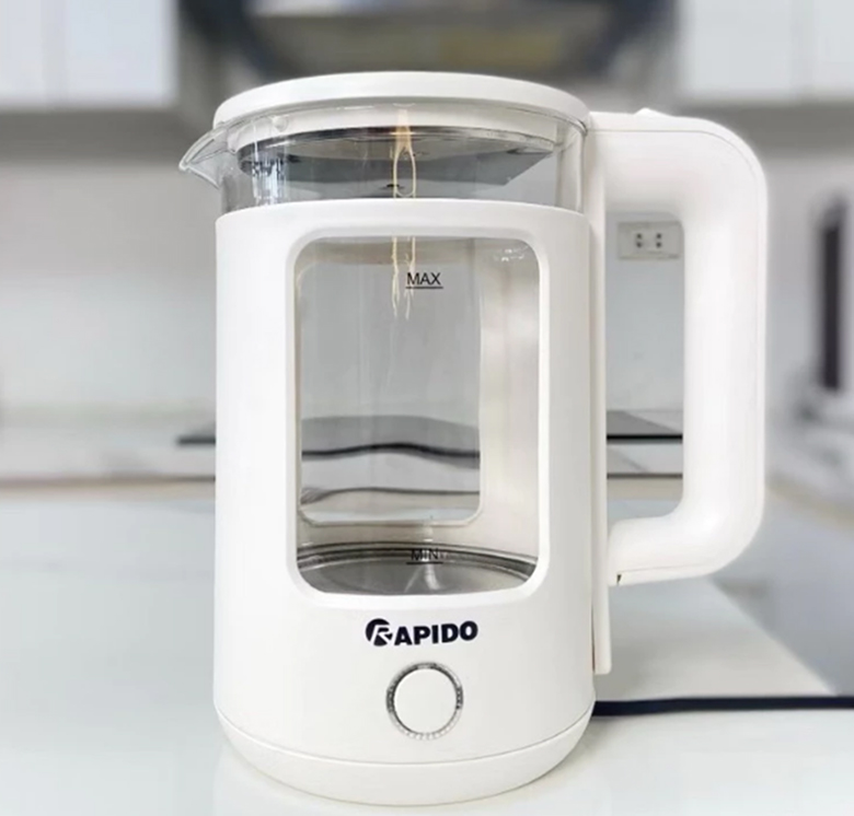Ấm đun siêu tốc Rapido RK1715-W - Dung tích lớn và công suất mạnh mẽ 