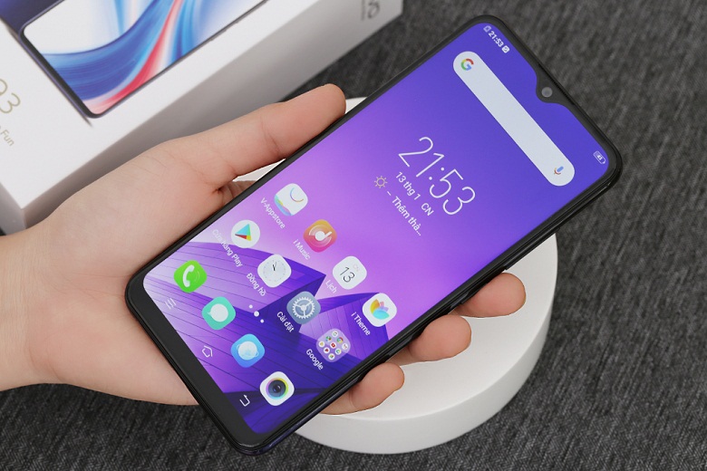 màn hình-điện thoại Vivo Y93 3GB/32GB Đen