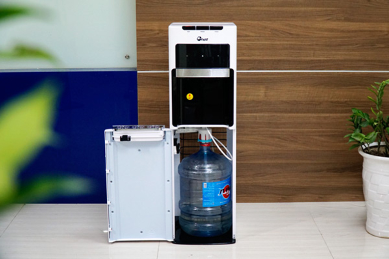 Làm lạnh sâu - Cây nước nóng lạnh FUJIE WD8500C