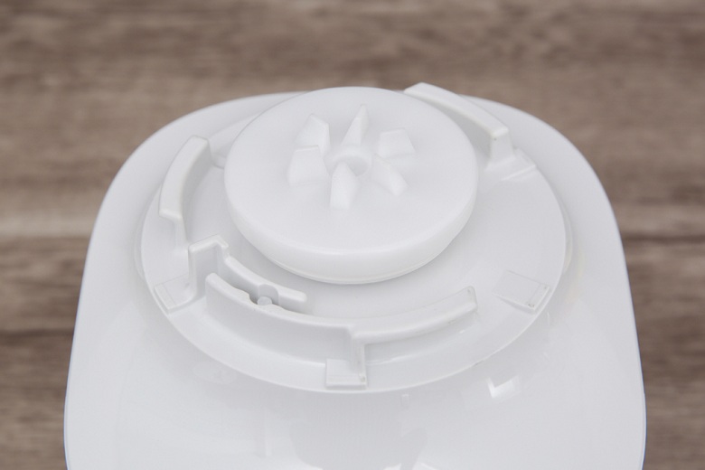 rơ le tự ngắt - Máy xay sinh tố Panasonic MX-M100WRA