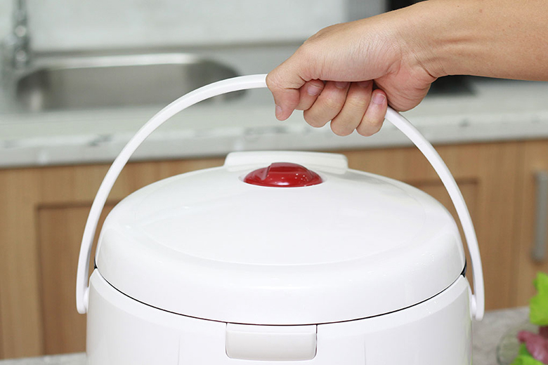 Quai xách-Nồi cơm điện cơ 1.8L Cuckoo CR-1055