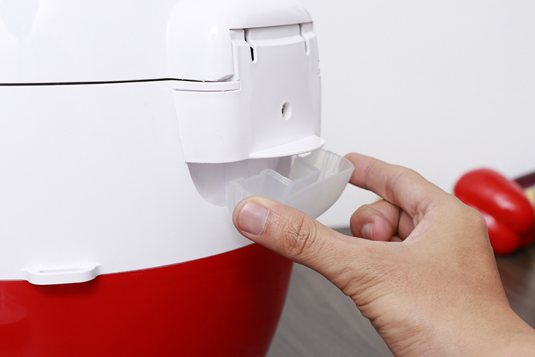 Vệ sinh dễ dàng-Nồi cơm điện 1.8L Sunhouse SHD8661 đỏ trắng