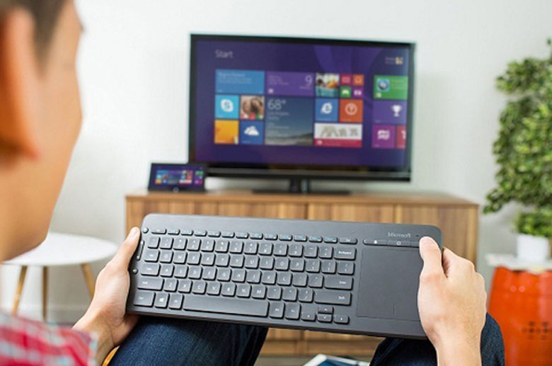 Kết nối với thiết bị điều khiển (chuột, bàn phím,...)