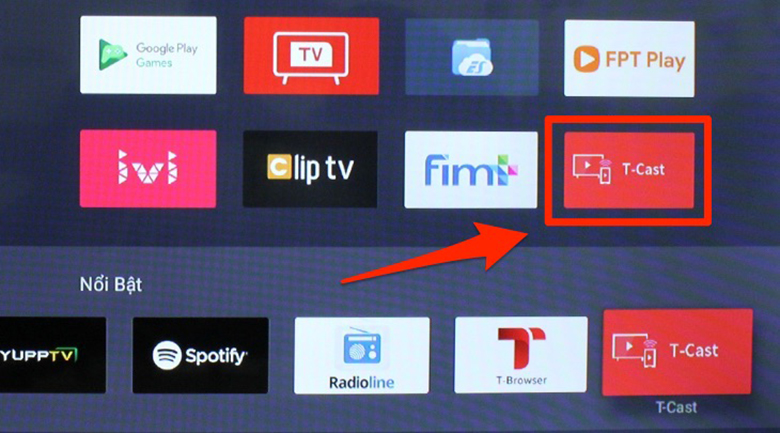 Chọn biểu tượng hình tivi ở góc trên bên trái - cài t-cast trên tivi