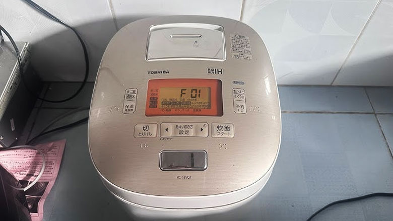 Lỗi F01 nồi cơm điện Toshiba