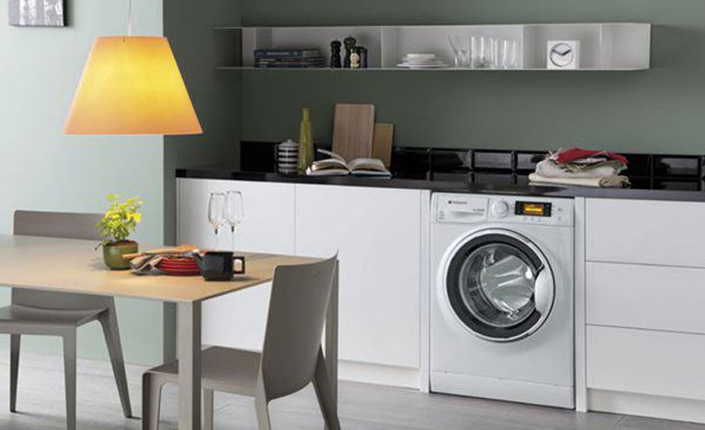 Để máy giặt ở nơi khô thoáng, tránh nhà vệ sinh và không mái che