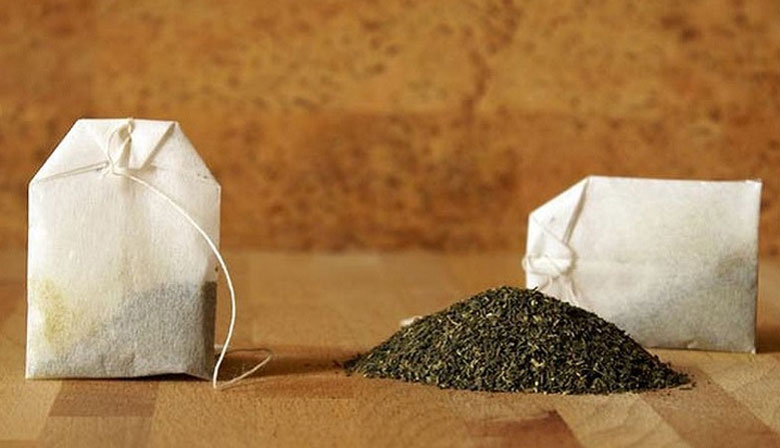 Dùng túi trà khử mùi tủ lạnh mới mua