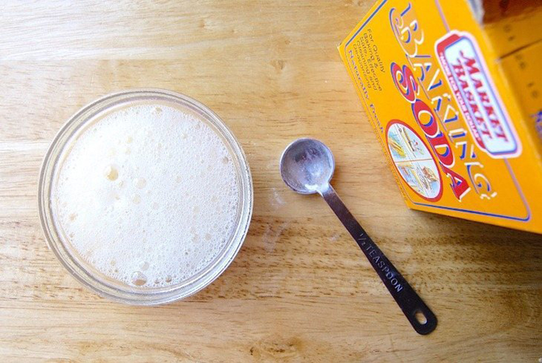 Cách vệ sinh lò nướng bằng baking soda