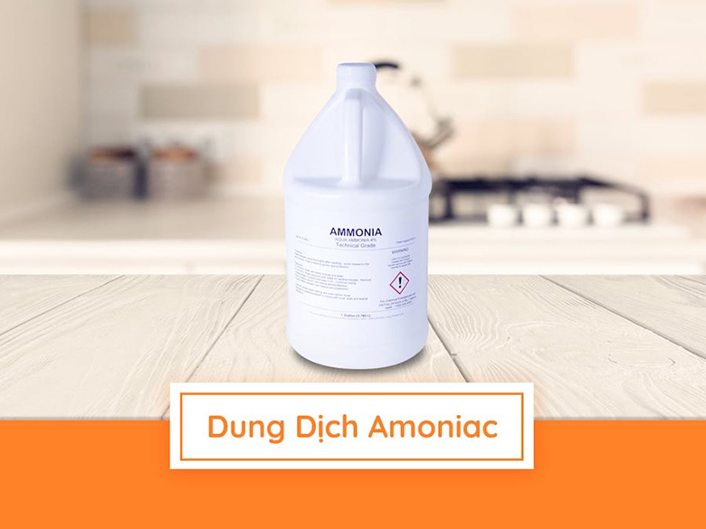 Dung dịch Amoniac mẹo làm sạch lò vi sóng đến mọi chỗ khu vực sâu không thể ngờ đến