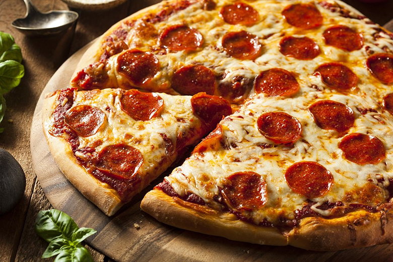 Hoàn thành Cách làm pizza bằng lò vi sóng