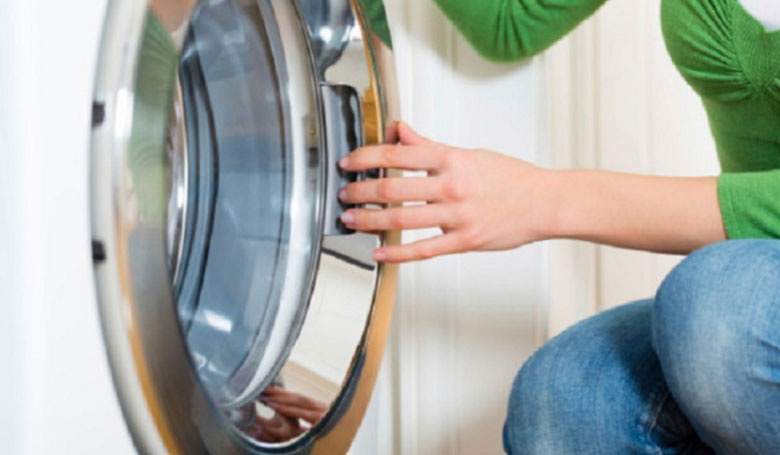 Cách dùng bột vệ sinh máy giặt đúng cách nhất