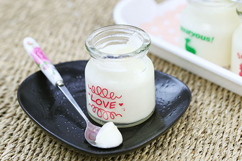 Thành phẩm sữa chua làm bằng nồi cơm điện