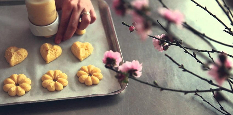 Nặn hình bánh quy vị bơ