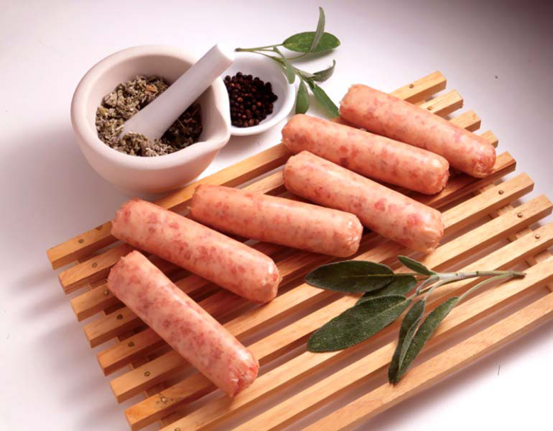 Dụng cụ để làm món xúc xích tại nhà