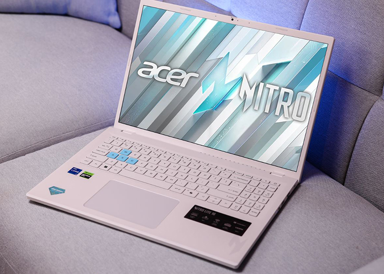 Laptop Acer Gaming Nitro Lite 16 NL16-71G-71UJ màn hình rộng