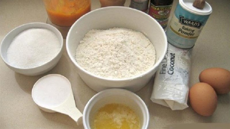 Nguyên liệu khi thực hiện nướng bánh trung thu bằng nồi chiên không dầu