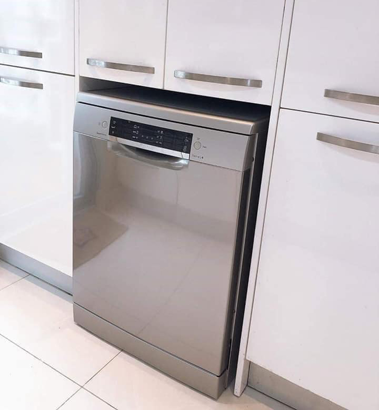 Máy rửa bát Bosch SMS46MI07E