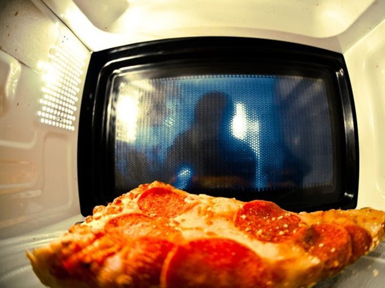 Nguyên tắc hoạt động của lò vi sóng với tần số như thế nào?