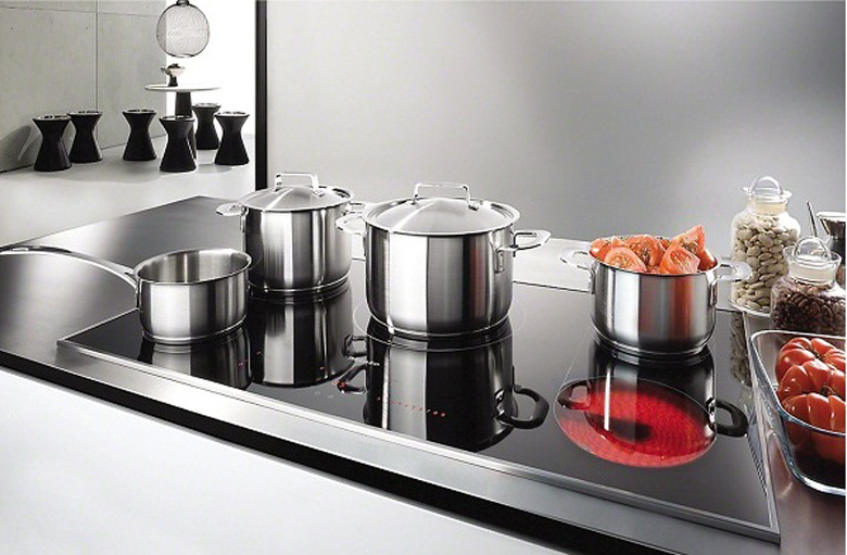 Có nên mua bếp từ kết hợp hồng ngoại không? Điều cân nhắc trước khi mua