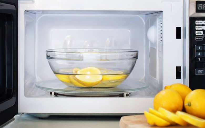 Lò vi sóng quay nhưng không nóng nếu lò có bẩn cách sửa