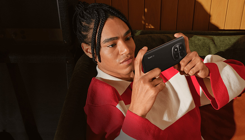 Điện thoại Xiaomi Redmi Note 14 Pro+ 5G hoạt động trơn tru