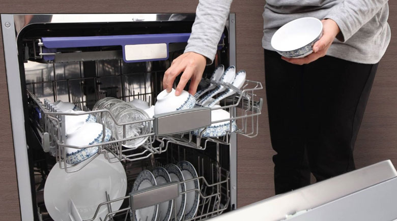 Hoàn thành cách lắp đặt máy rửa bát
