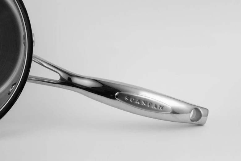 Chảo inox Sccanpan STS 28cm 75002803 - Tay cầm inox chống nóng