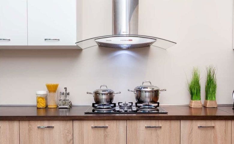 Máy hút mùi kính cong là gì