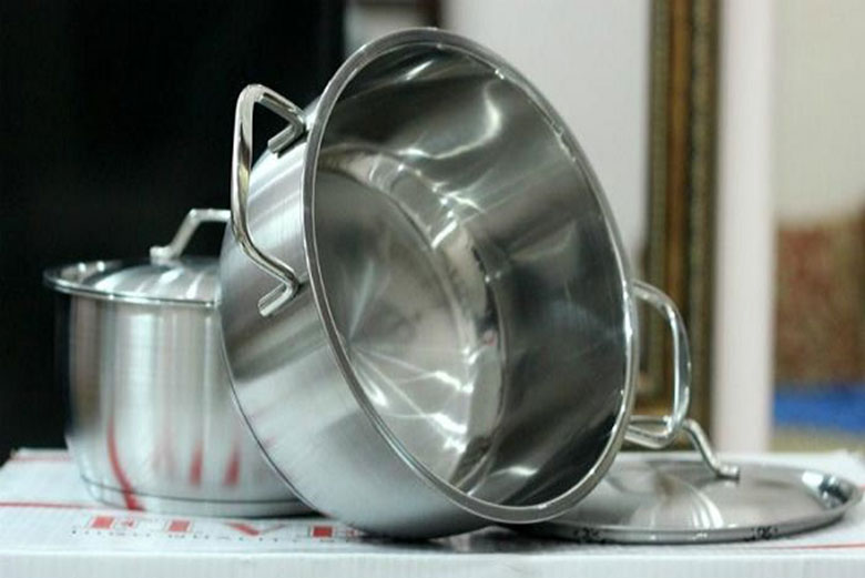 Bếp từ không nhận nồi do đáy nồi không bằng phẳng